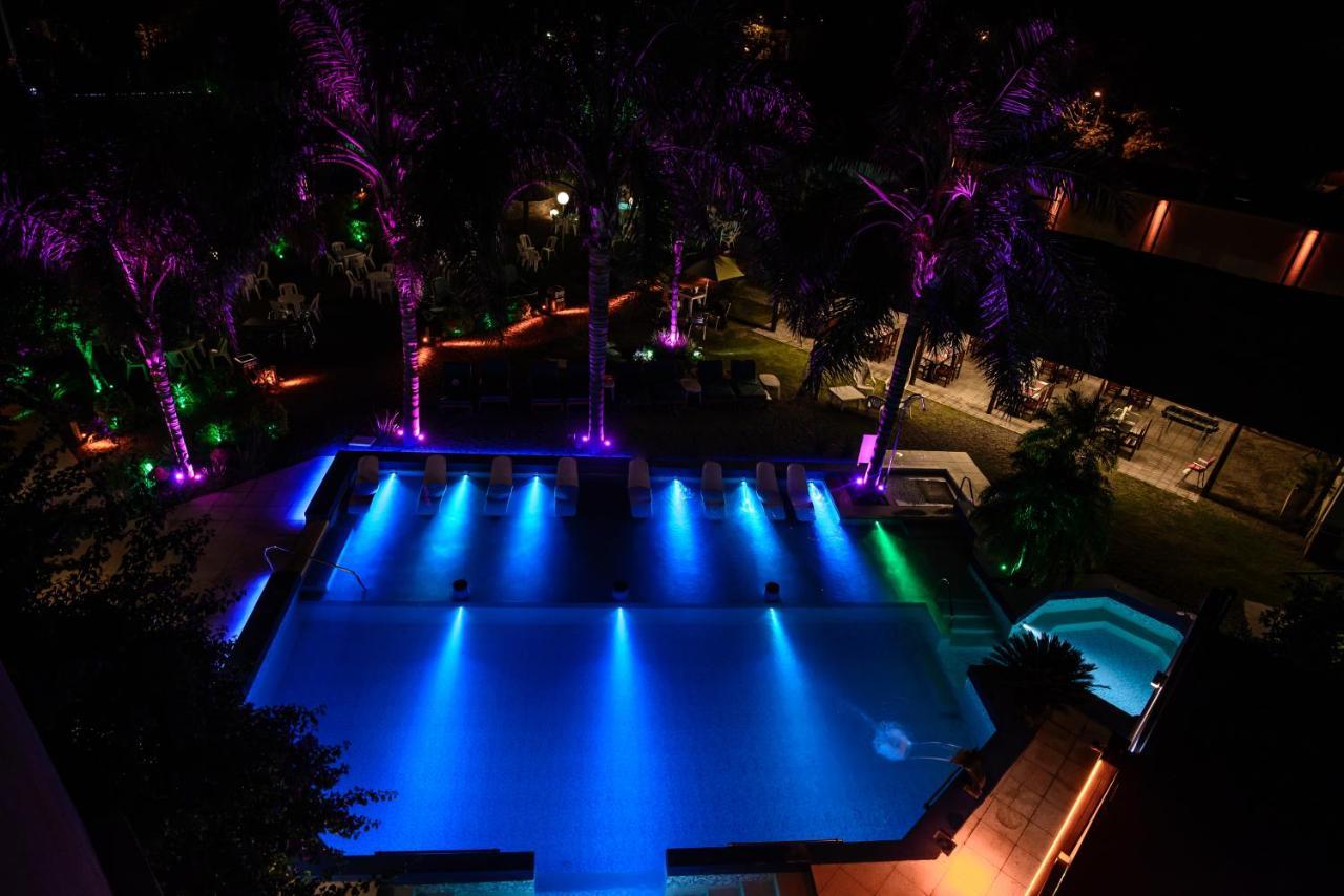 Hotel Termal Emperatriz Термас-де-Рио-Ондо Экстерьер фото